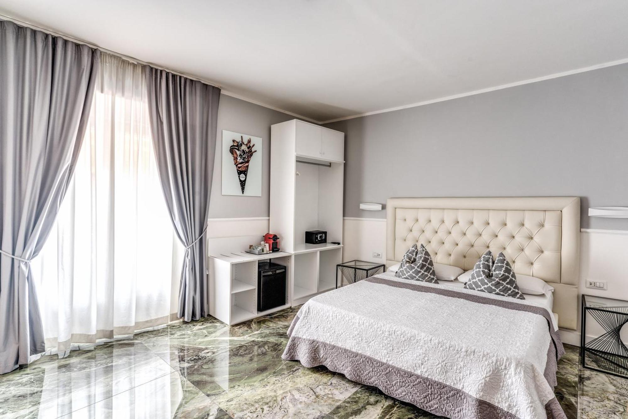 Spanish Step Dream * Roma